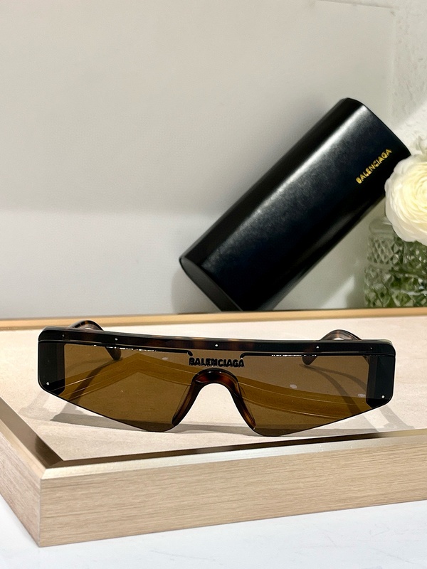 Balenciaga Sunglasses 127